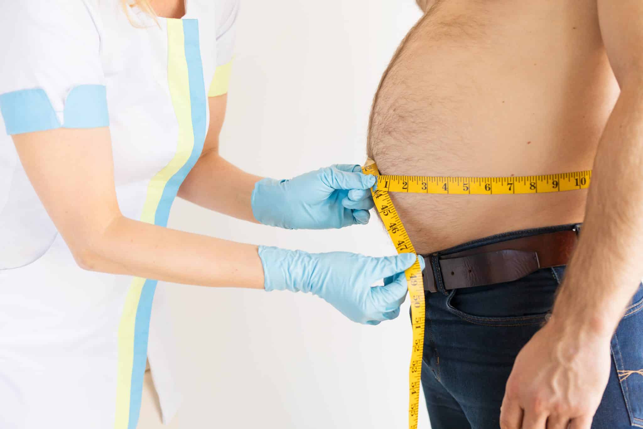 measuring mans stomach